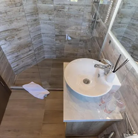 Verdi Πανσιόν 4*